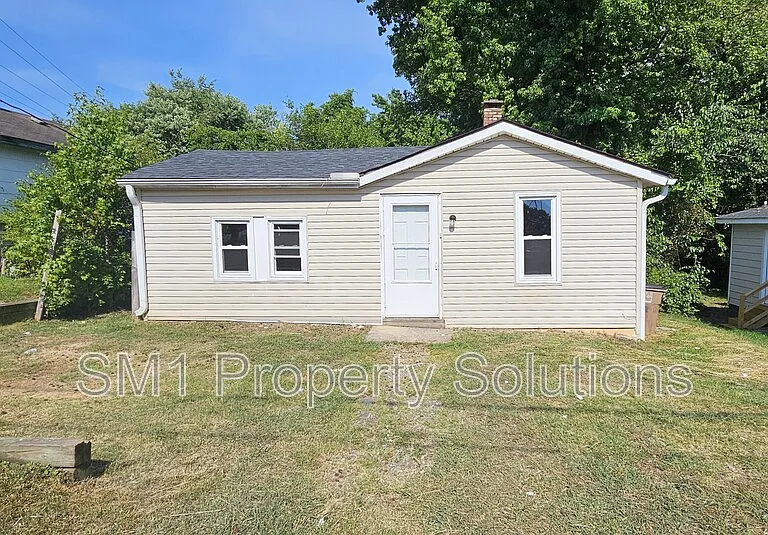 534 Cranbrook St — Photo 1