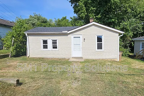 534 Cranbrook St Photo 1