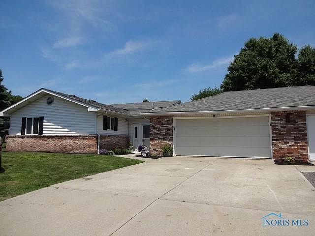 1st image of 430 West Dr