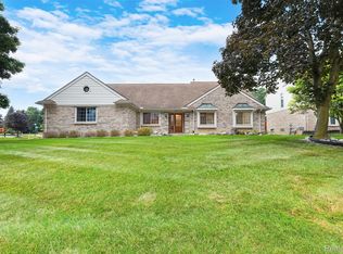 28755 Wilton Dr, Farmington Hills, MI 48331