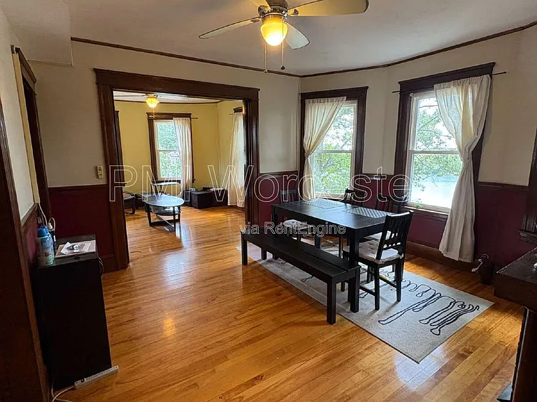 11 Olga Ave — Photo 4