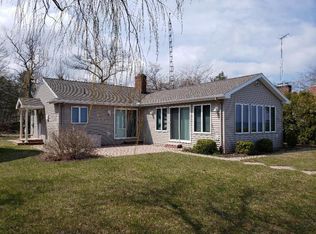 2904 Bay Dr, Port Austin, MI 48467