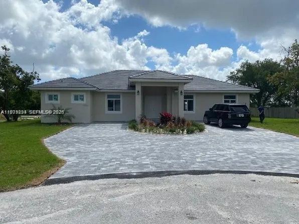 27561 SW 162nd Ct, Homestead, FL 33031
