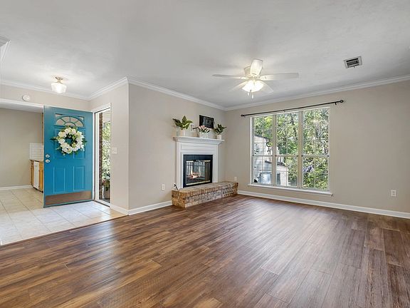 4th image of 550 Teal Ln