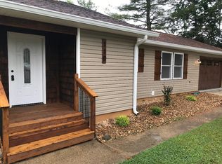 110 W Geneva Ln, Oak Ridge, TN 37830