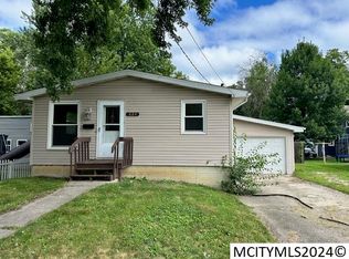 624 7th Ave N, Clear Lake, IA 50428