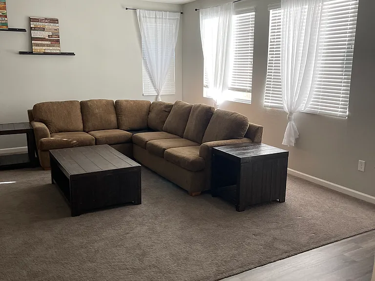 419 Daffodil Dr #2 — Photo 6