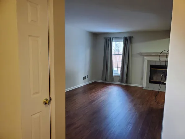 45 Deer Run Dr, Ballston Spa, NY 12020