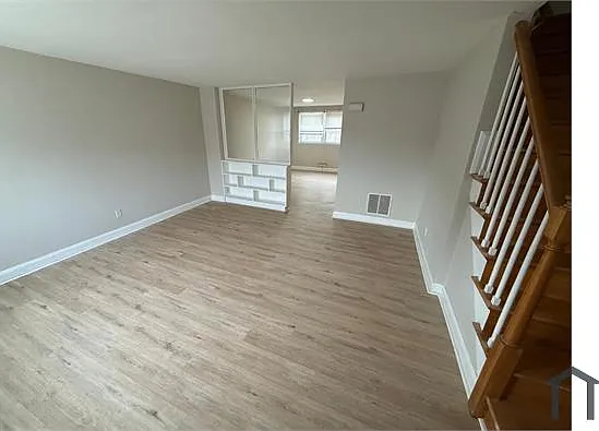 4 bed, 1152 sqft, $3,000 — Photo 2