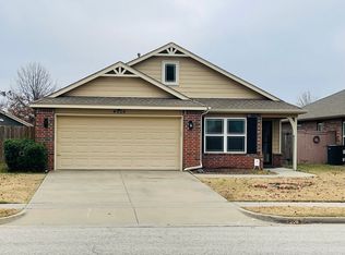 4026 W 104th St S, Jenks, OK 74037
