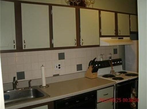 2nd image of 1241 Lawrence St APT 103