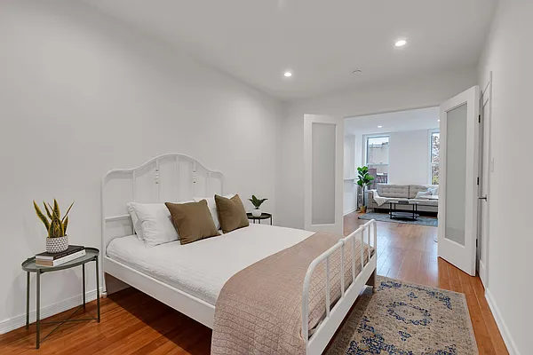 Rented by Brown Harris Stevens | media 10