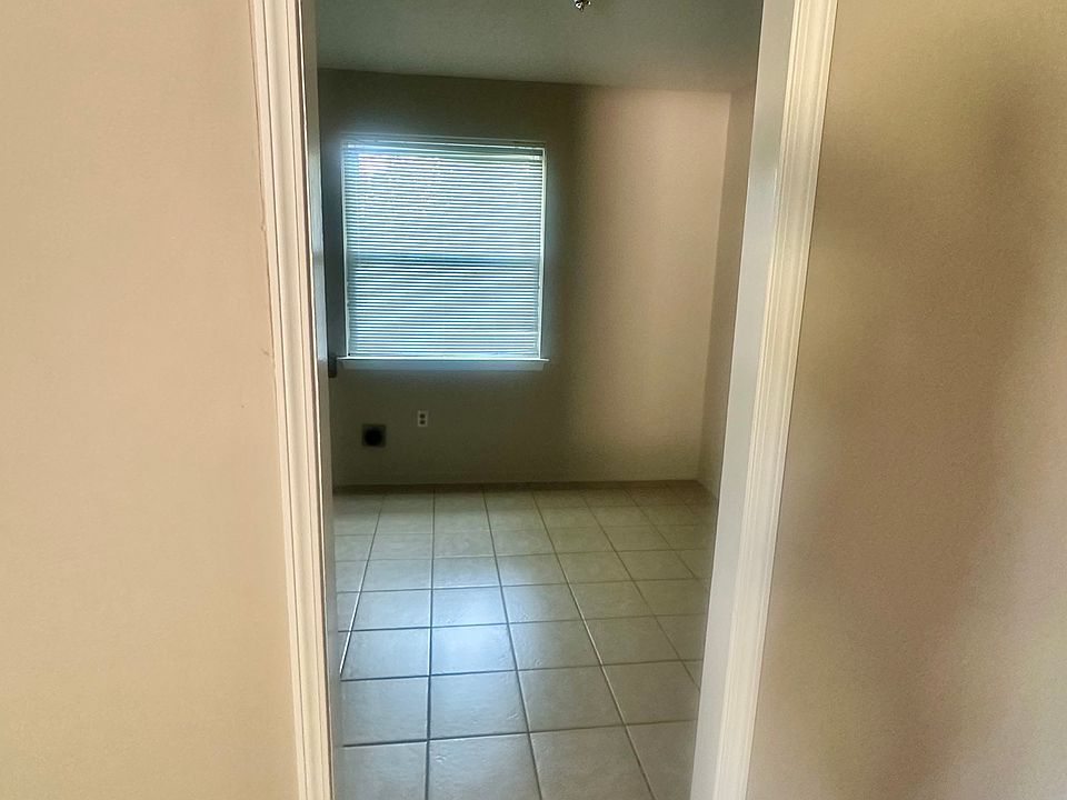 Entrance into kitchen