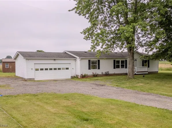 5343 Tallmadge Rd, Rootstown, OH 44272