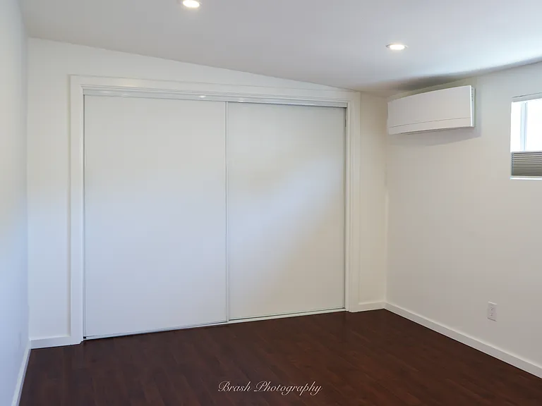 312 E Matilija St — Photo 20