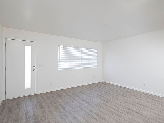 5th image of 4435 44th St #A