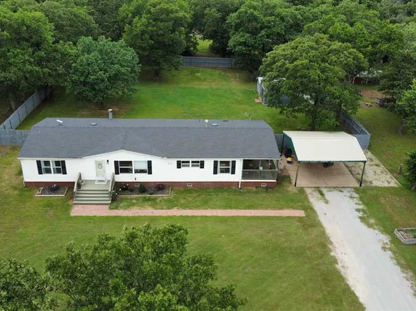 712 S Brush Creek Rd, Stillwater, OK 74074