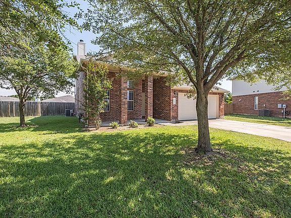 2nd image of 2202 Piedmont Ct