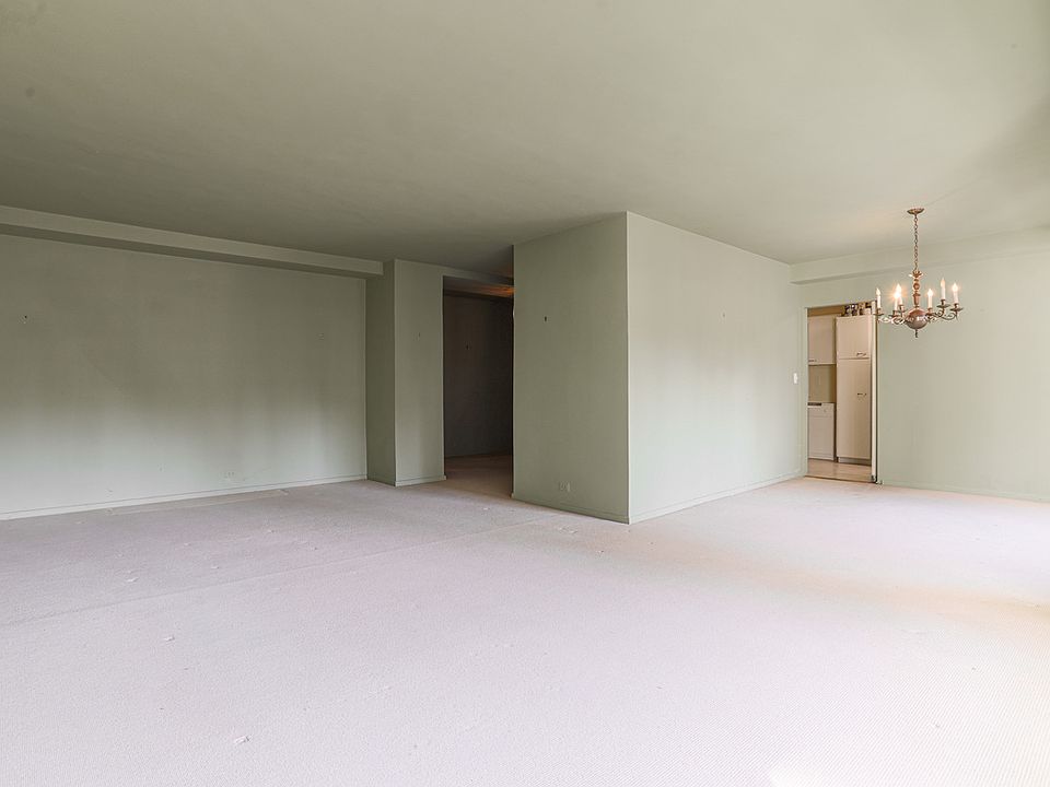 1st image of 200 E 66th St #C86