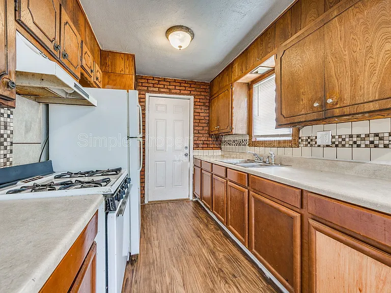 1524 SW Binkley St — Photo 8