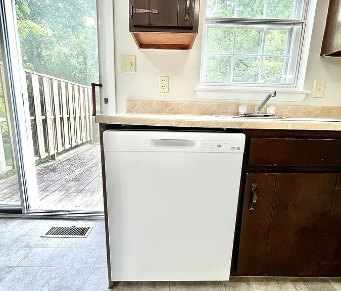 452 Tanglewood Ln — Photo 65