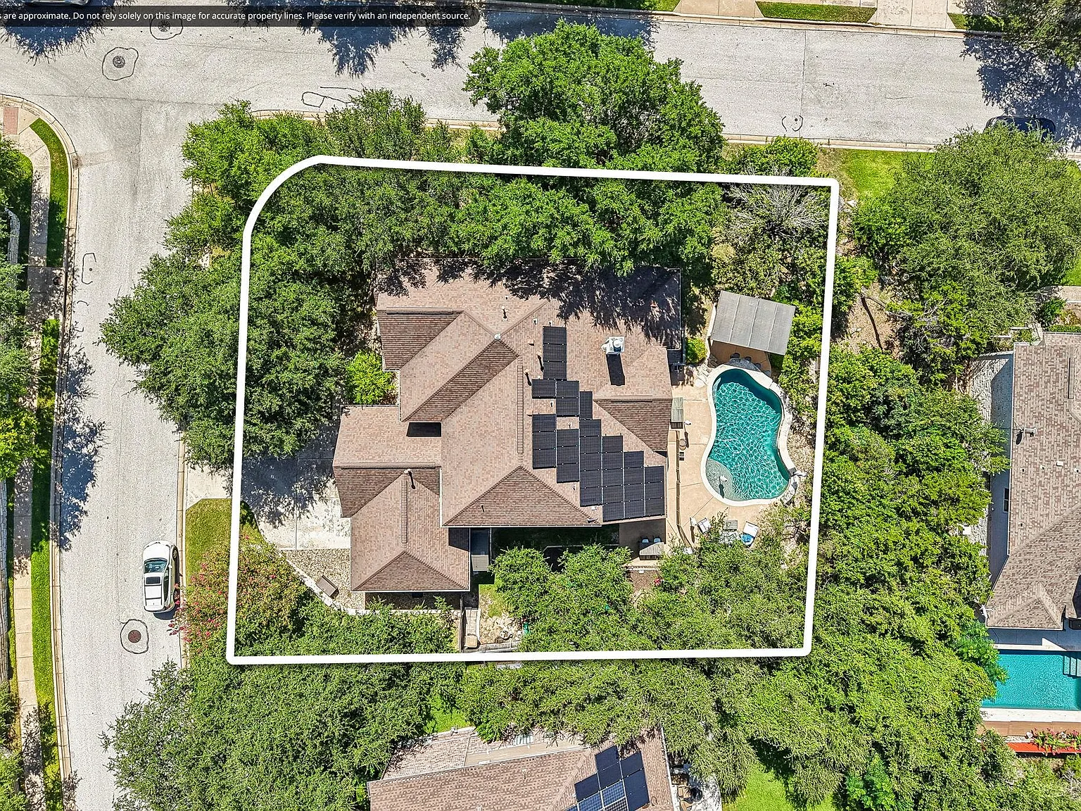 6 bed, 4.0 bath, 4162 sqft, $7,000 — Photo 1
