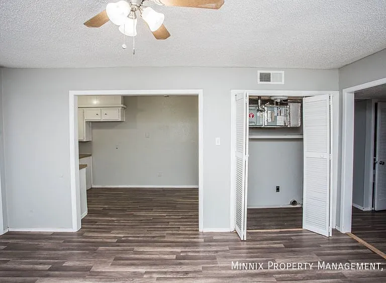 7402 Waco Ave #B — Photo 10