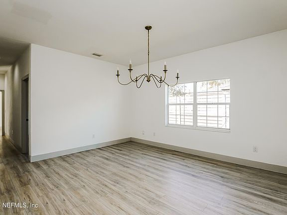 3rd image of 71 WESTCEDAR Lane