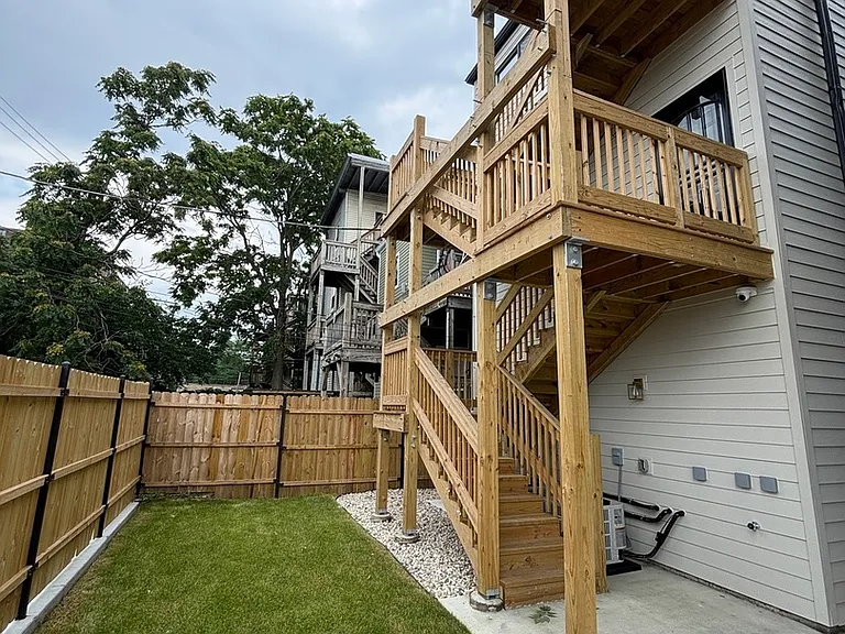 6042 S Eberhart Ave #2 — Photo 21