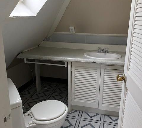 4th image of 1136 Prospect St #10A