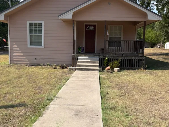 600 N Hill Hl, Meridian, TX 76665