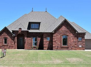 11020 NE Wolf Rd, Fletcher, OK 73541