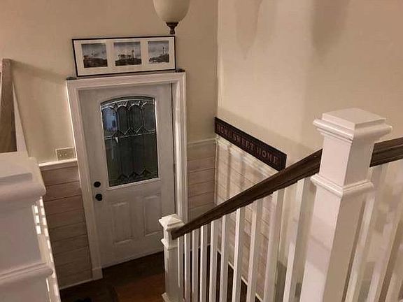 2nd image of 29423 Rosebud Ct