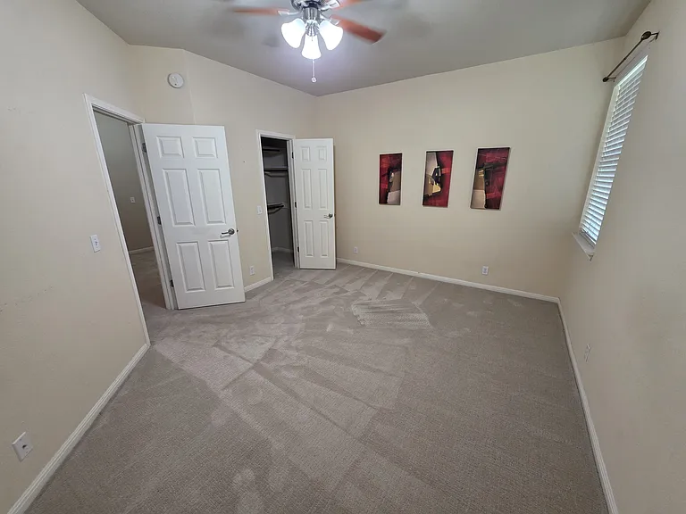 7901 Southwest Pkwy #15 — Photo 12