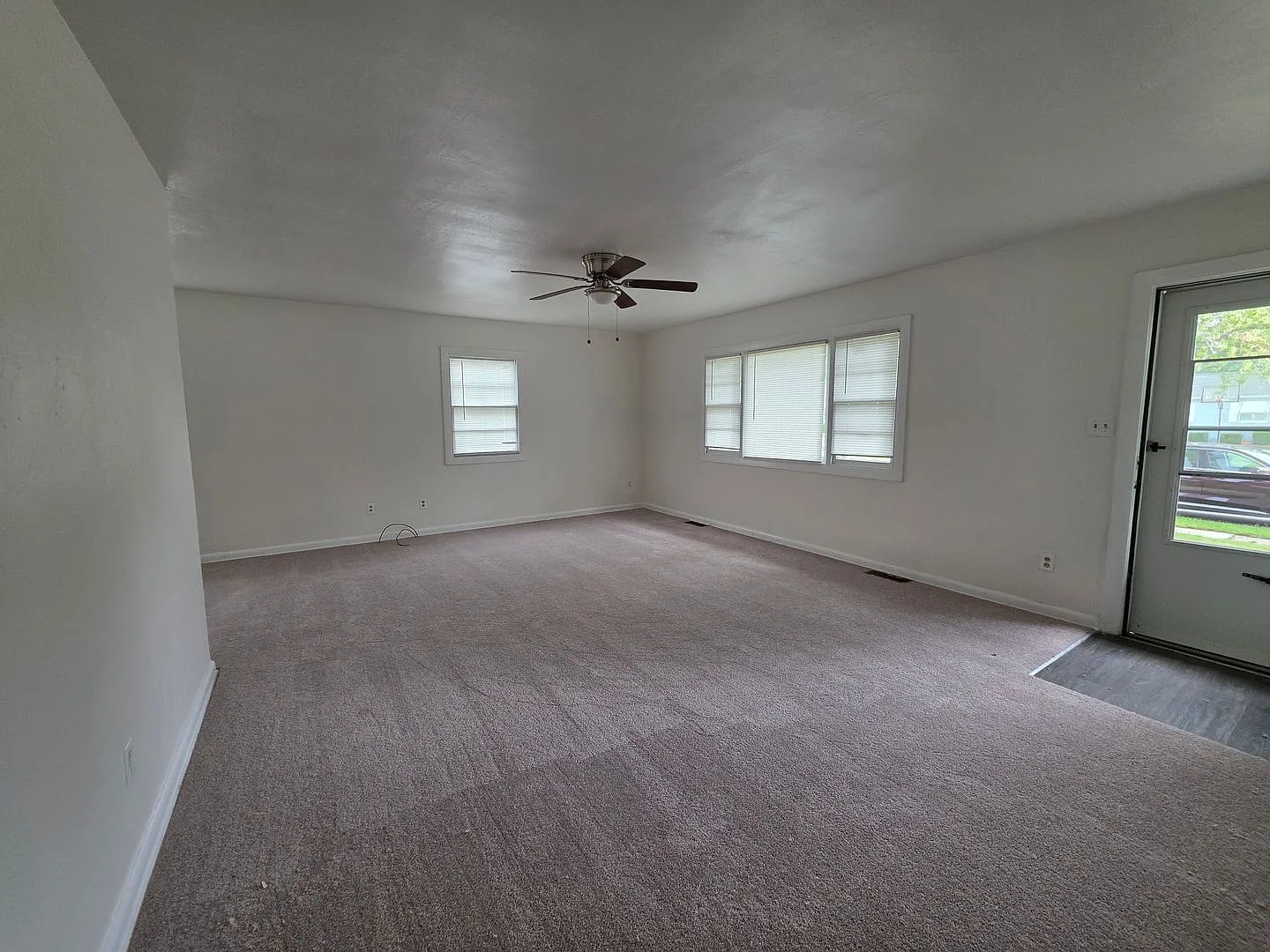 3 Bedroom, One Level Ranch-Located in Hampton! — Photo 3