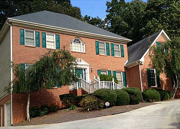 2nd image of 2830 Riverfront Dr