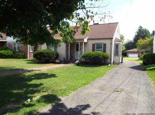 16 Bennett Ave, Saugerties, NY 12477