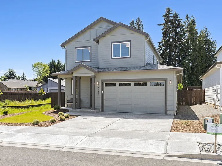 5007 NE 71st St — Photo 3