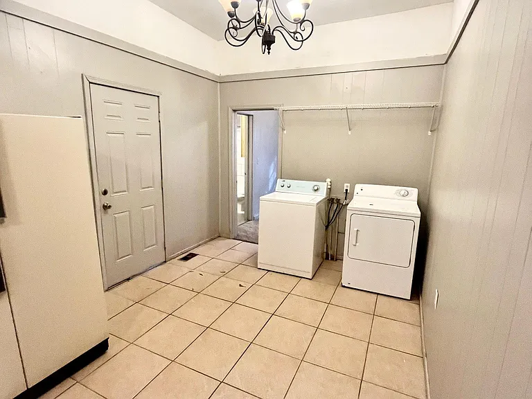 1210 Tribble St — Photo 4