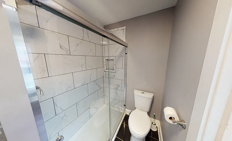 124 Lorraine Ave — Photo 2