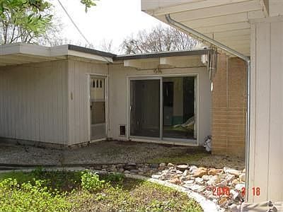 2nd image of 112 Frost Dr