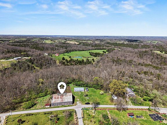 3rd image of 485 Kennedy Ridge Rd