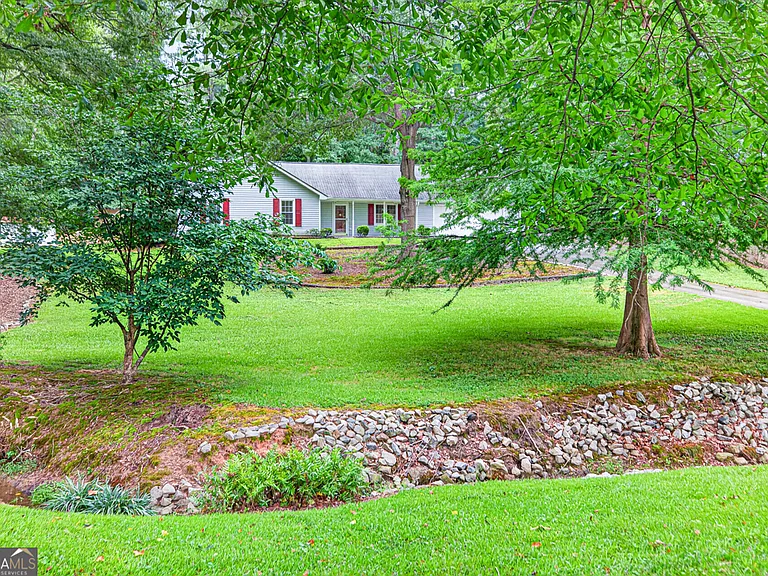 129 Springbrook Dr — Photo 38
