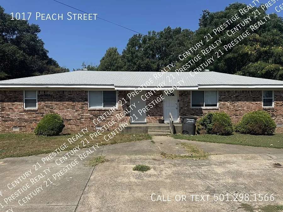 2 bed, 760 sqft, $695 — Photo 1