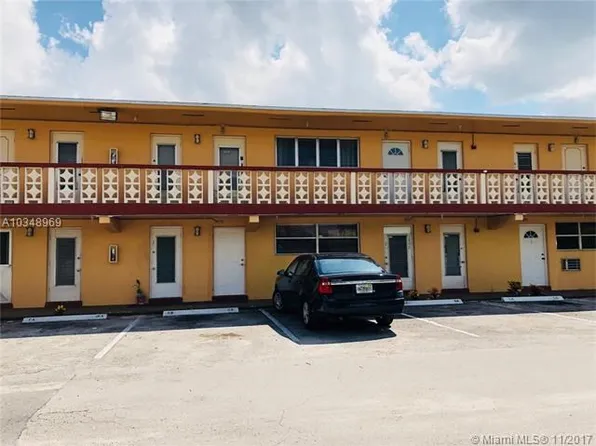 18975 NE 2nd Ave APT 1202, Miami, FL 33179