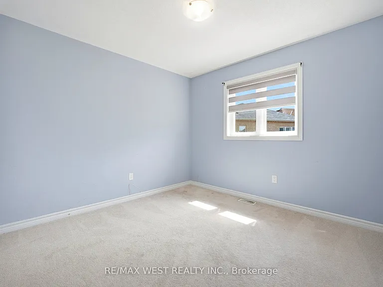 26 Hines St — Photo 33