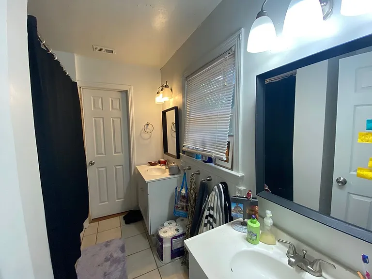 1725 Airport Dr — Photo 23