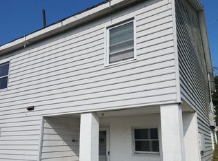 107 4th St APT 4, Terra Alta, WV 26764