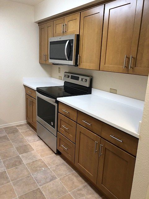 1st image of 7432 4th Ave NE APT 3