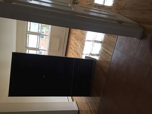 Rented by First Executive Realty Inc | media 3
